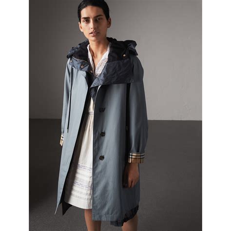 burberry car coat women.